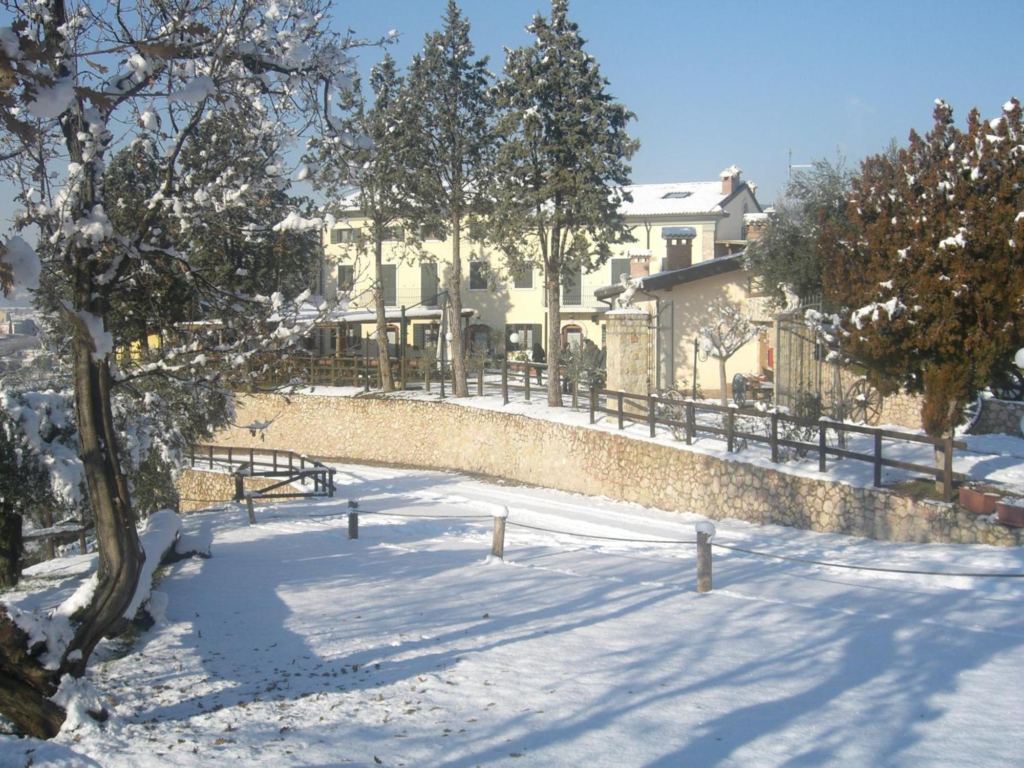 Sporting Hotel San Felice Illasi Exterior foto